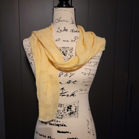 Yellow Synphony Scarf - Picture 5 of 7